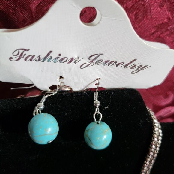 Fashion Jewelry Set Turquoise and Rhinstones Necklace & Earrings - Picture 3 of 5